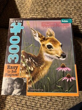 Buffalo David Bitton 300-Piece Puzzle Box — Lime Green & Black